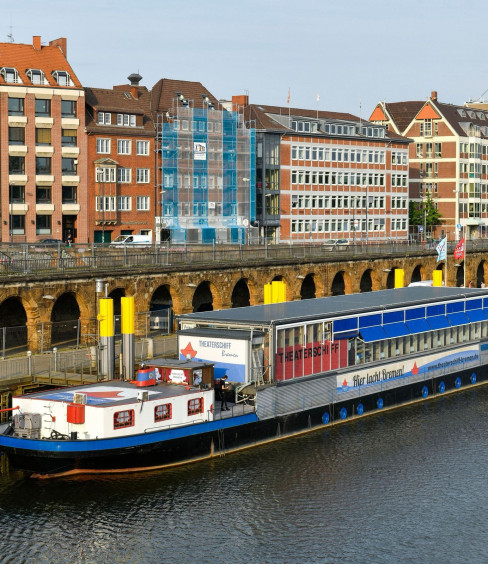 Theaterschiff